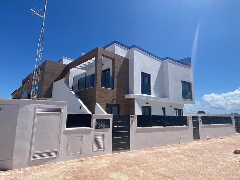 2 Cuarto Villa en venta