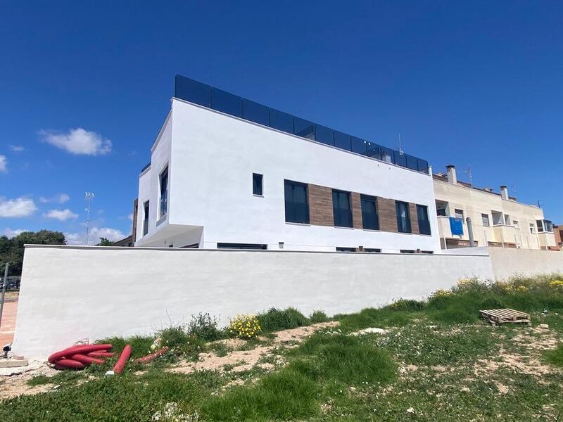 2 Cuarto Villa en venta