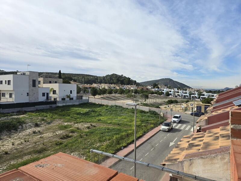 3 bedroom Townhouse for sale