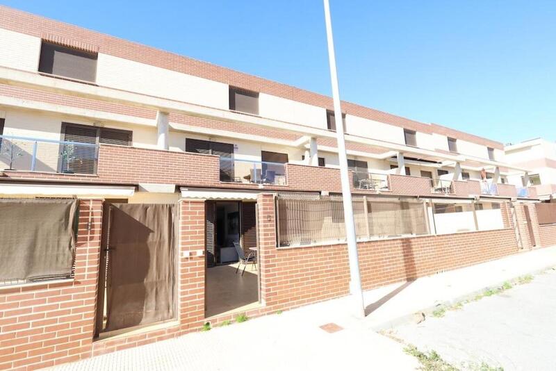 2 bedroom Townhouse for sale 2 bedroom Townhouse for sale