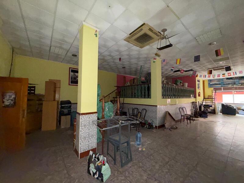 Handelsimmobilie zu verkaufen