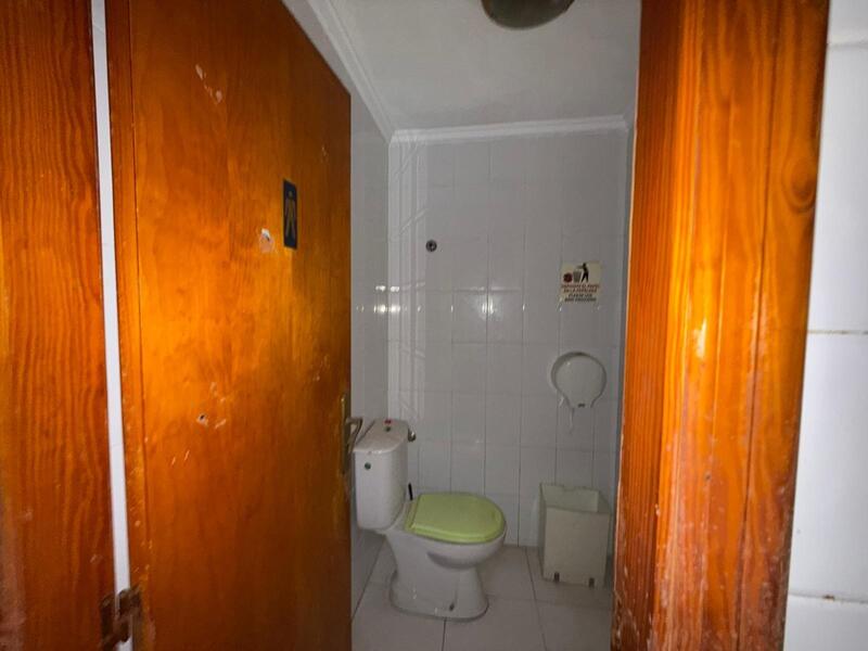 Handelsimmobilie zu verkaufen