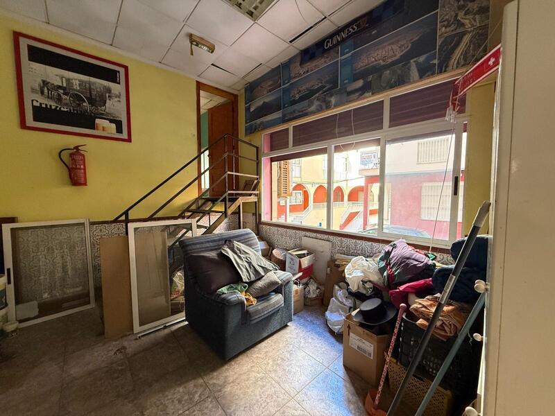 Handelsimmobilie zu verkaufen