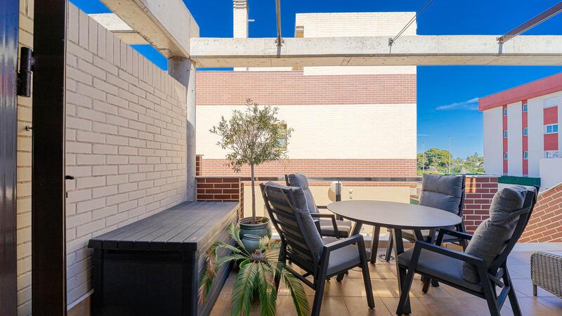 3 bedroom Apartment for sale