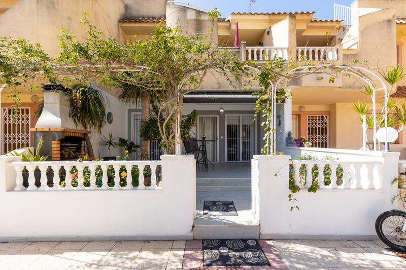 2 bedroom Villa for sale