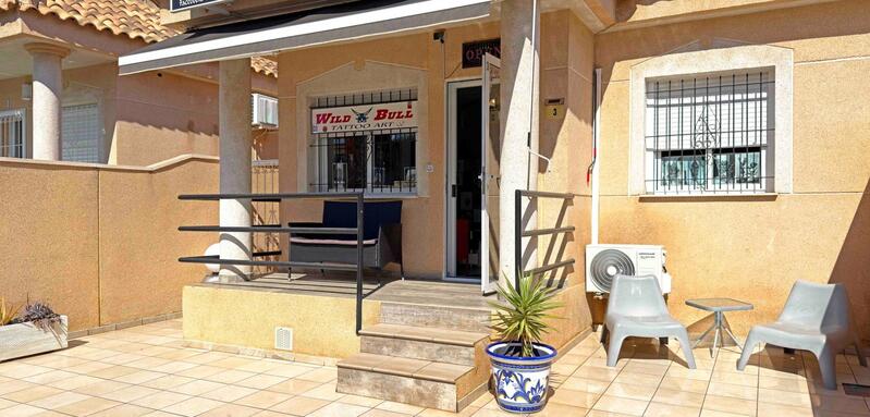 2 Cuarto Villa en venta