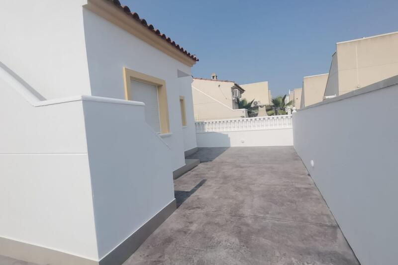 2 Cuarto Villa en venta