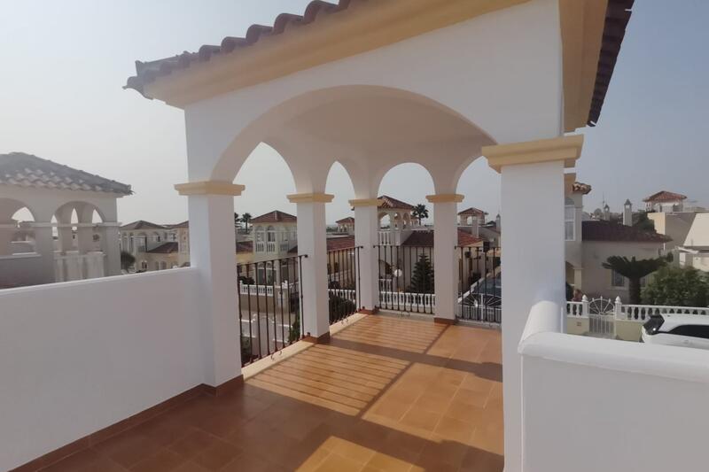2 Cuarto Villa en venta