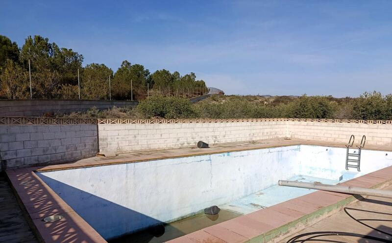 6 Cuarto Villa en venta