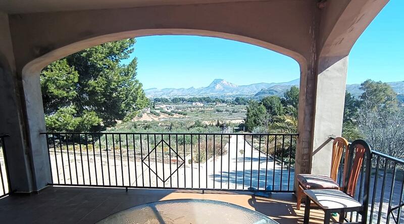 6 Cuarto Villa en venta