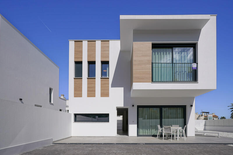 3 Cuarto Villa en venta