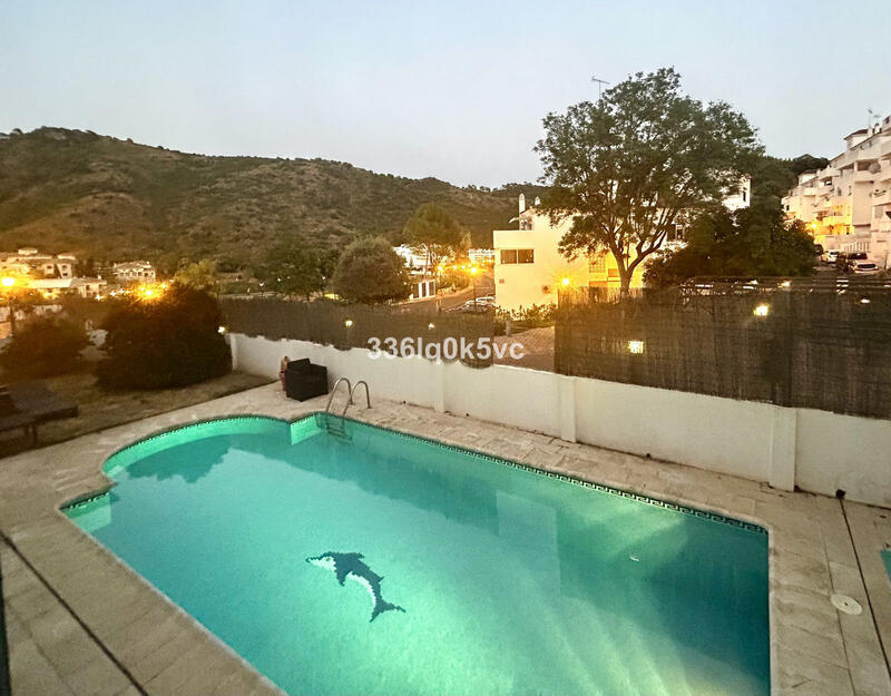 Villa til salg i Benahavis, Málaga Villa til salg i Benahavis, Málaga