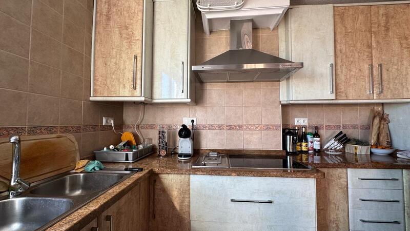 3 bedroom Apartment for sale