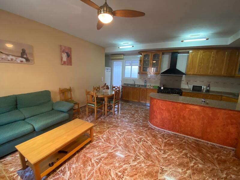 4 bedroom Townhouse for sale