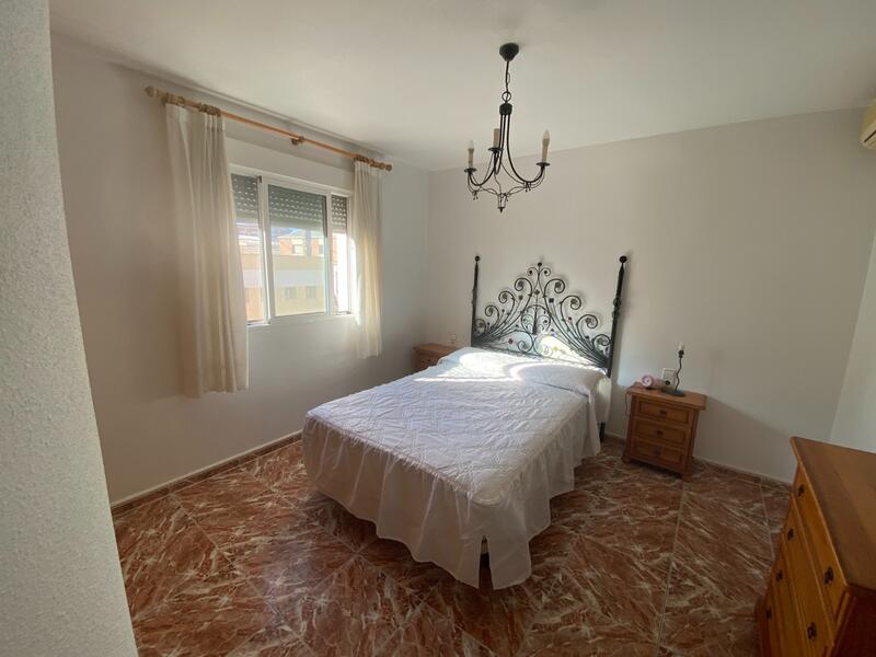 4 bedroom Townhouse for sale