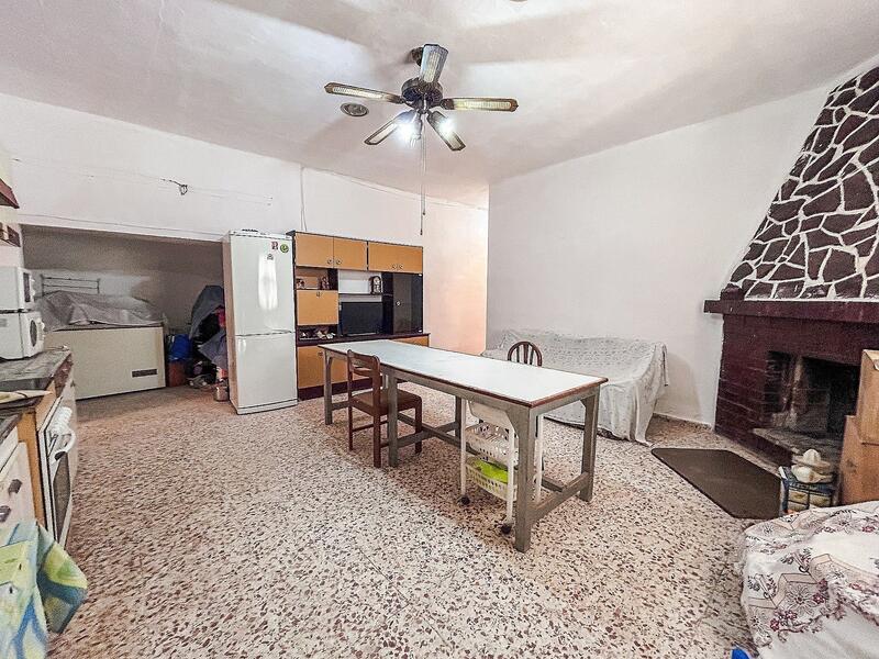 4 bedroom Country House for sale