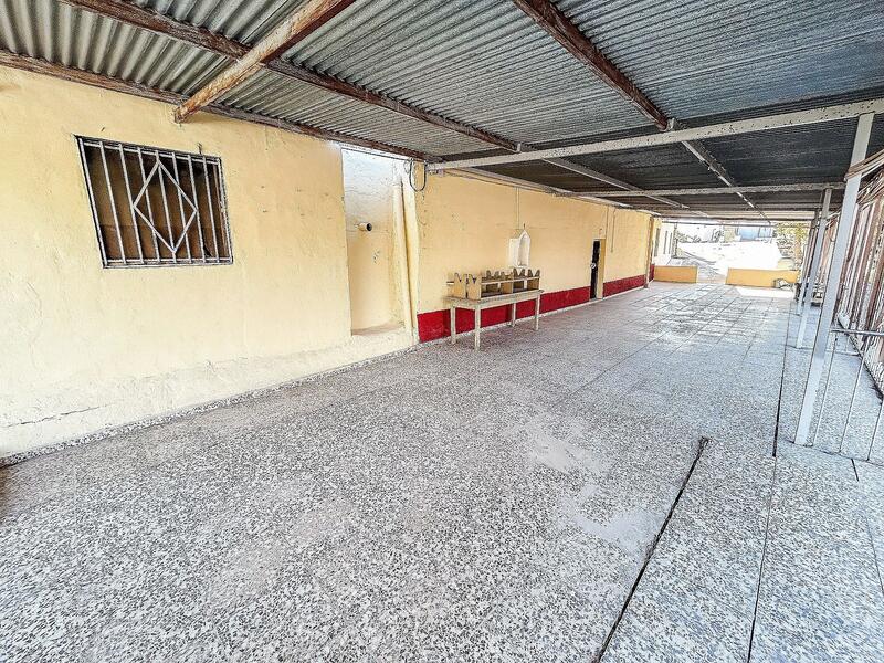 4 bedroom Country House for sale