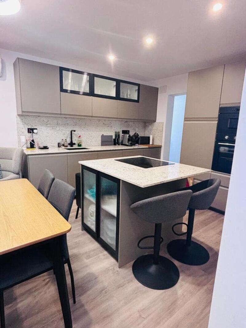 4 bedroom Townhouse for sale