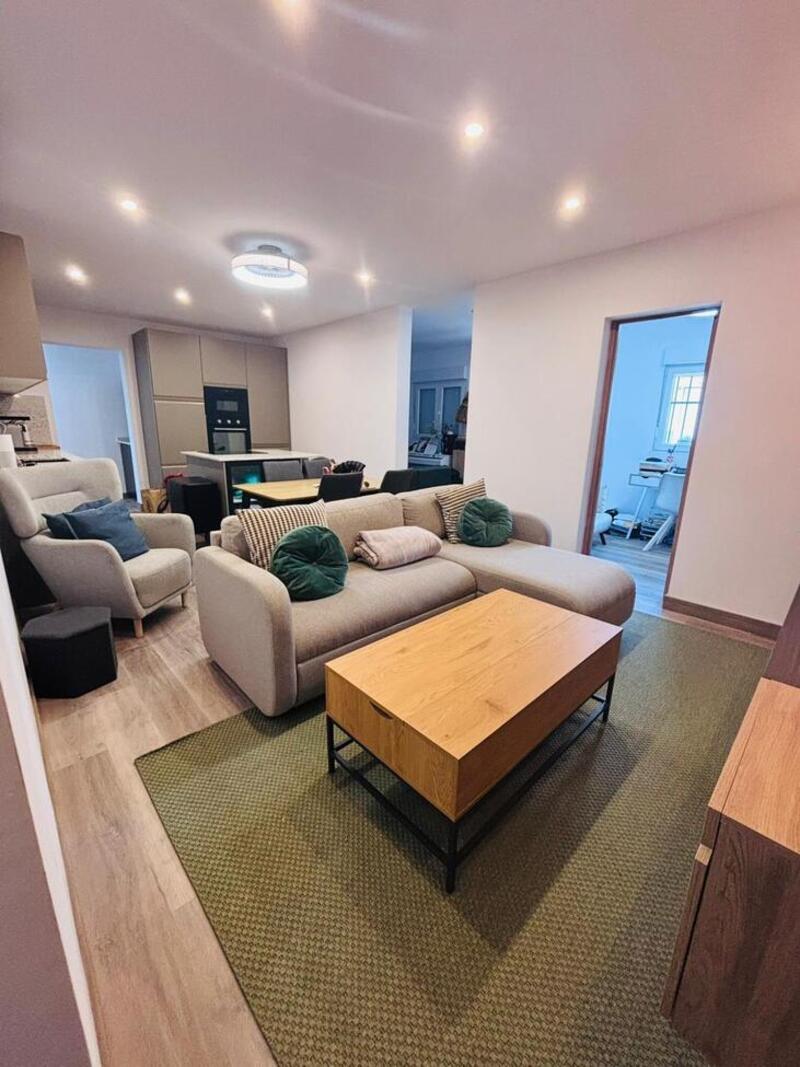 4 bedroom Townhouse for sale