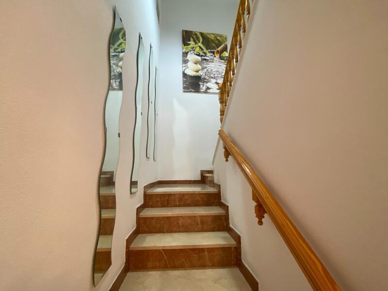 4 bedroom Townhouse for sale