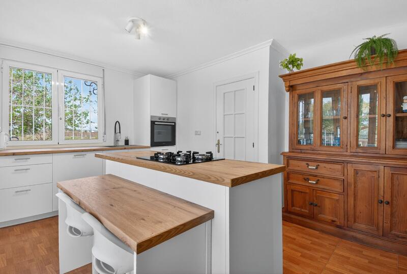 5 bedroom Country House for sale