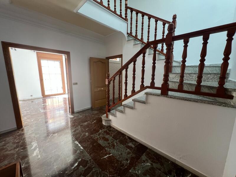 4 soverom Rekkehus til salgs