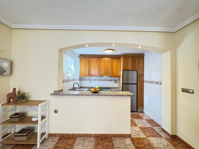 2 bedroom Townhouse for sale