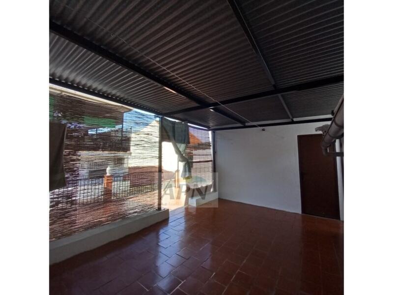 2 спальная комната городская тюрьма продается 2 спальная комната городская тюрьма продается