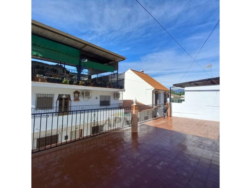 2 спальная комната городская тюрьма продается 2 спальная комната городская тюрьма продается