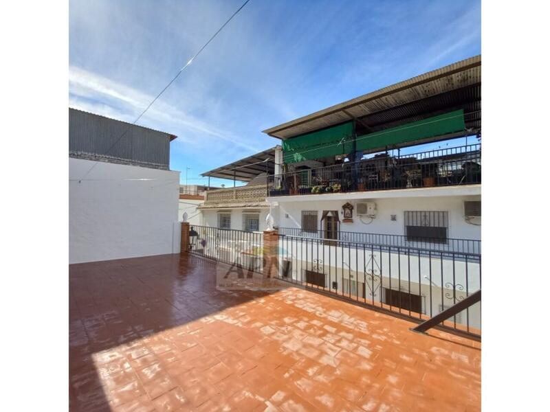 2 спальная комната городская тюрьма продается 2 спальная комната городская тюрьма продается