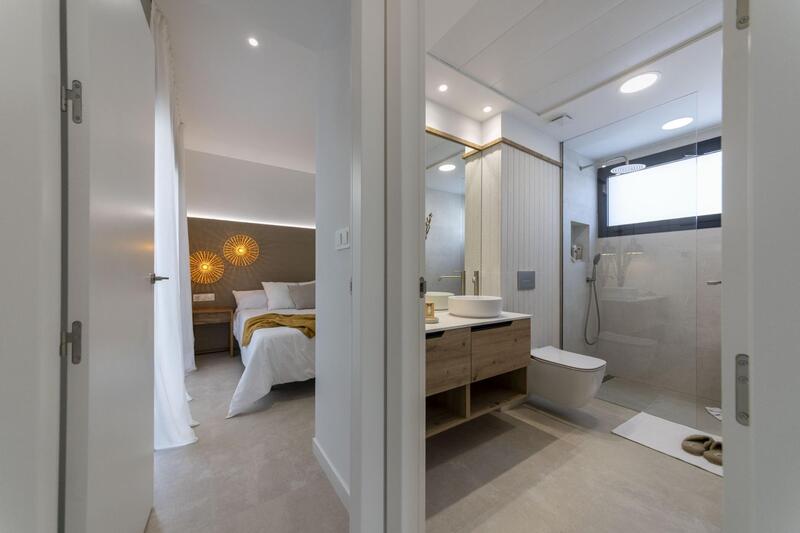 3 Schlafzimmer Villa zu verkaufen 3 Schlafzimmer Villa zu verkaufen