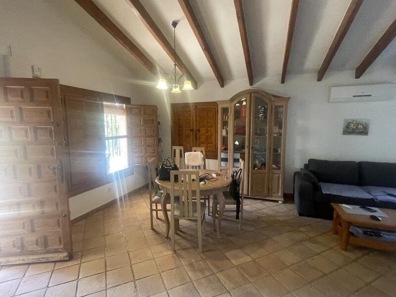 4 bedroom Villa for sale