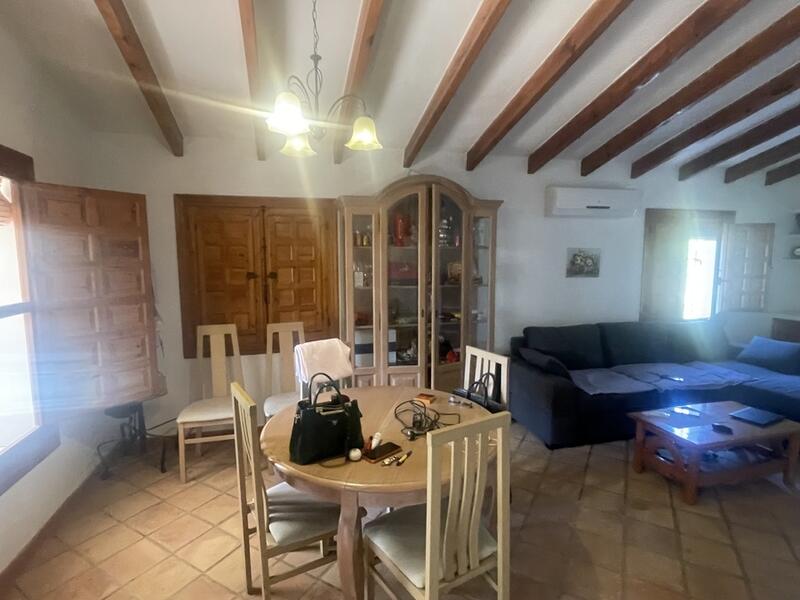 4 bedroom Villa for sale