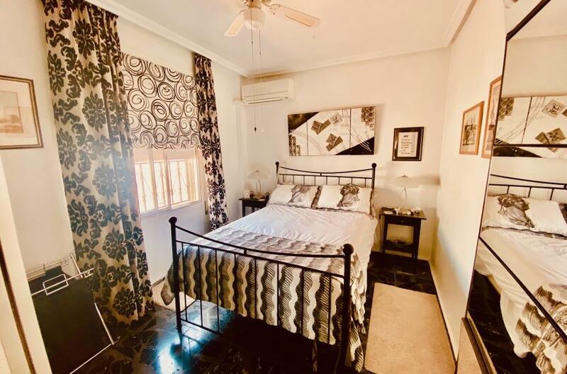 2 Cuarto Villa en venta