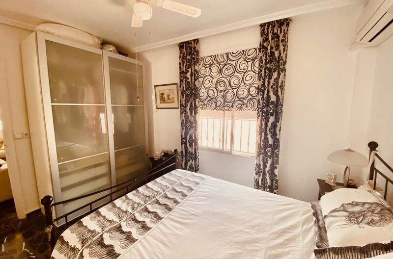 2 Cuarto Villa en venta