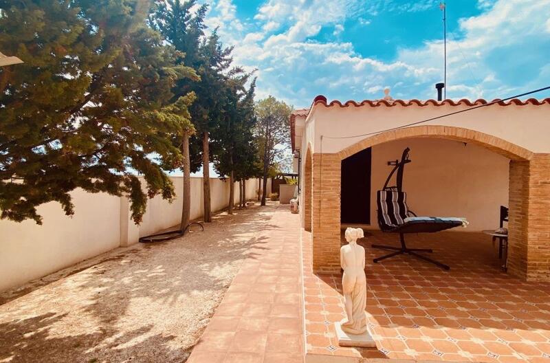 2 Cuarto Villa en venta