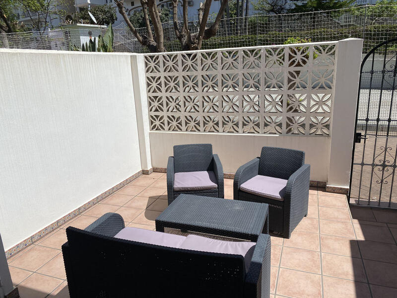 3 slaapkamer Gezinswoning Te koop 3 slaapkamer Gezinswoning Te koop