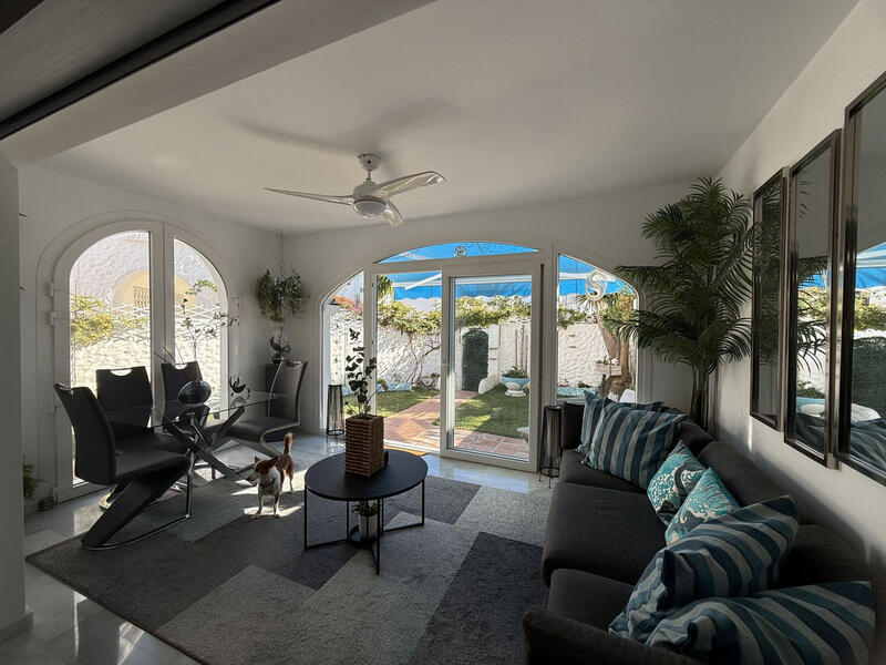 3 bedroom Townhouse for sale