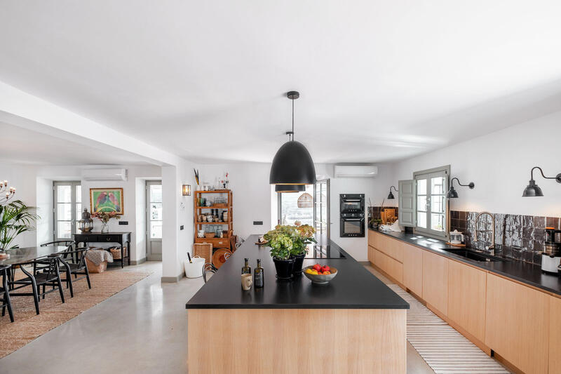 6 slaapkamer Landhuis Te koop 6 slaapkamer Landhuis Te koop