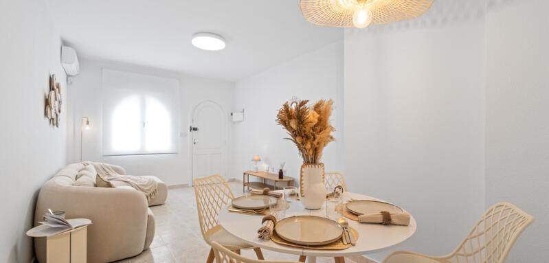 2 bedroom Townhouse for sale