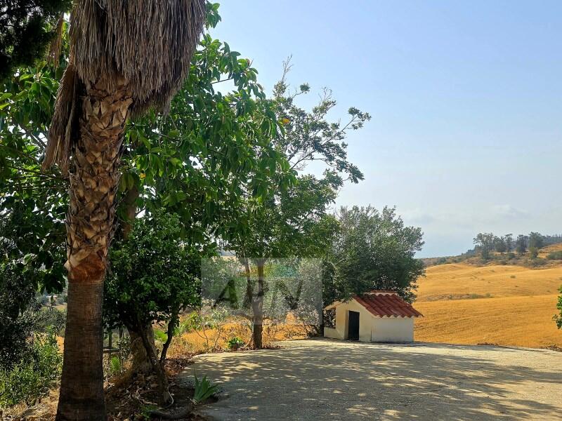 4 Schlafzimmer Landhaus zu verkaufen 4 Schlafzimmer Landhaus zu verkaufen