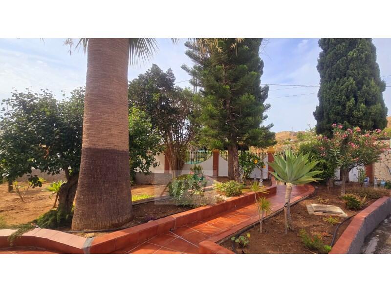 3 Schlafzimmer Landhaus zu verkaufen 3 Schlafzimmer Landhaus zu verkaufen