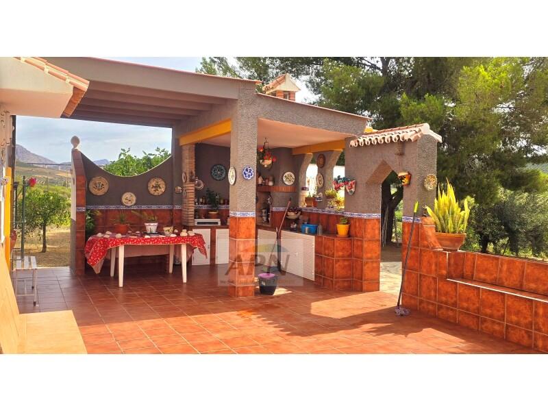 3 Schlafzimmer Landhaus zu verkaufen 3 Schlafzimmer Landhaus zu verkaufen