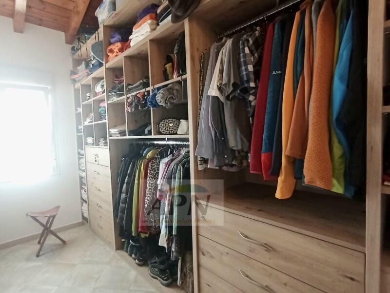 3 Schlafzimmer Landhaus zu verkaufen 3 Schlafzimmer Landhaus zu verkaufen