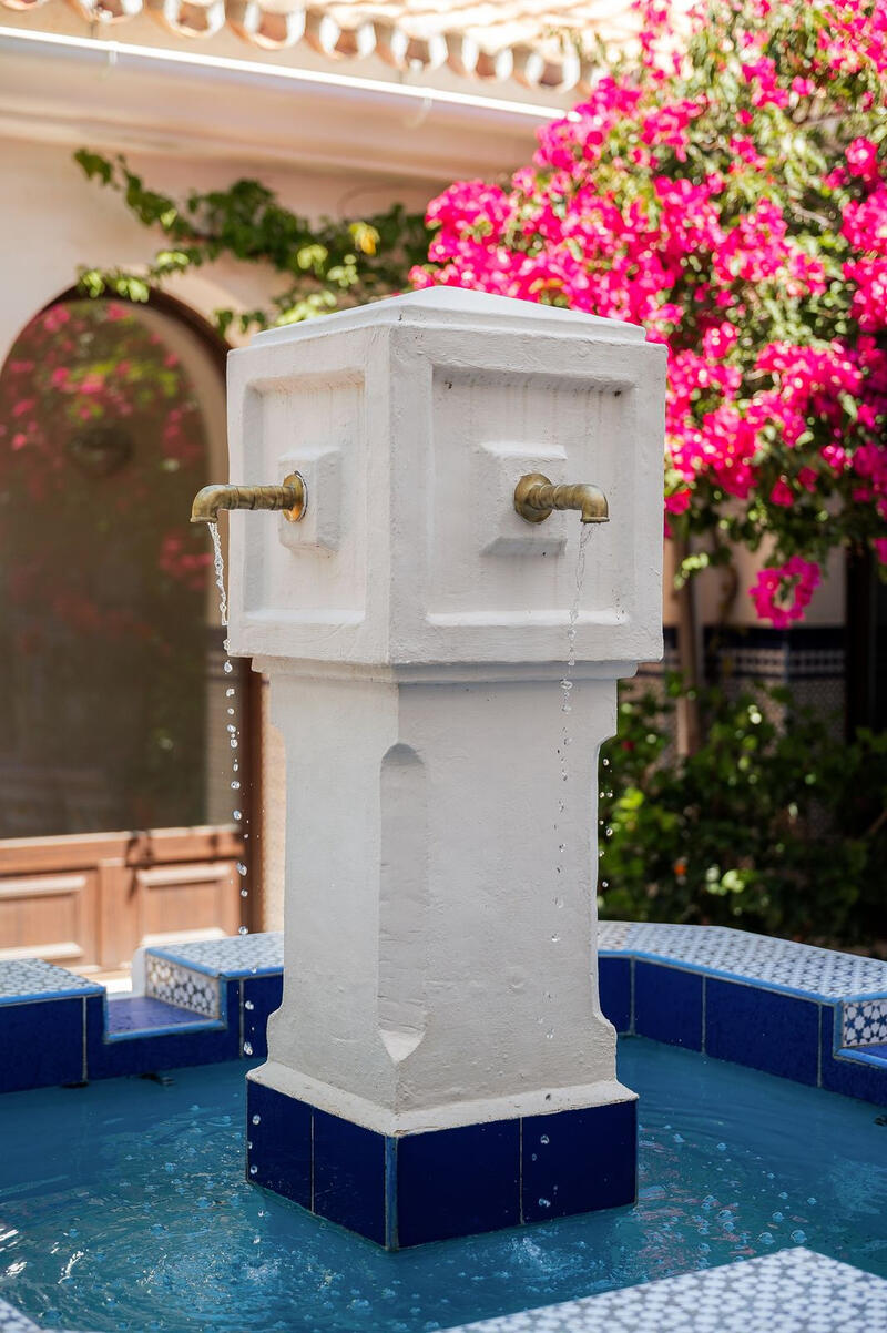 6 soverom Herregård til salgs