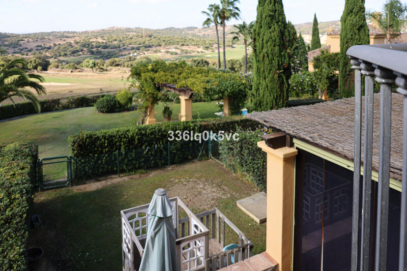 4 slaapkamer Gezinswoning Te koop 4 slaapkamer Gezinswoning Te koop