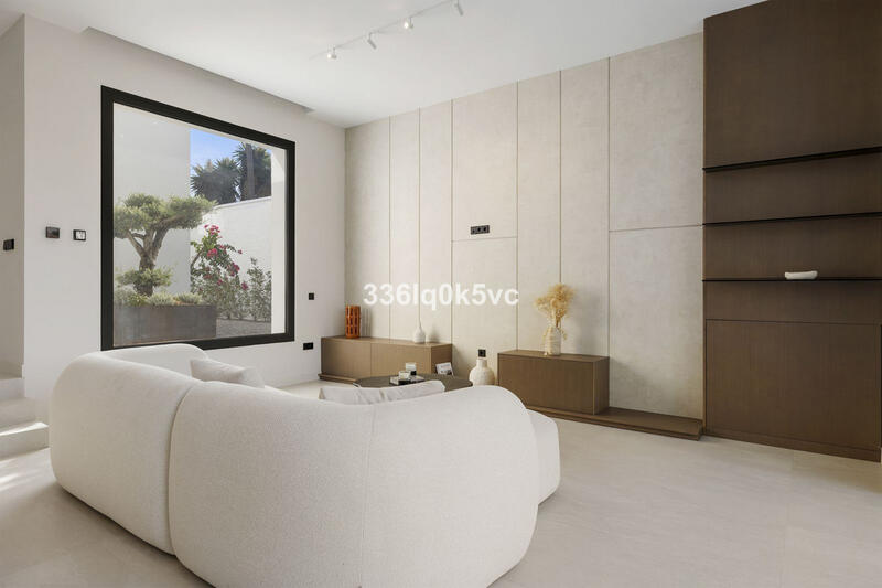 4 slaapkamer Villa Te koop 4 slaapkamer Villa Te koop