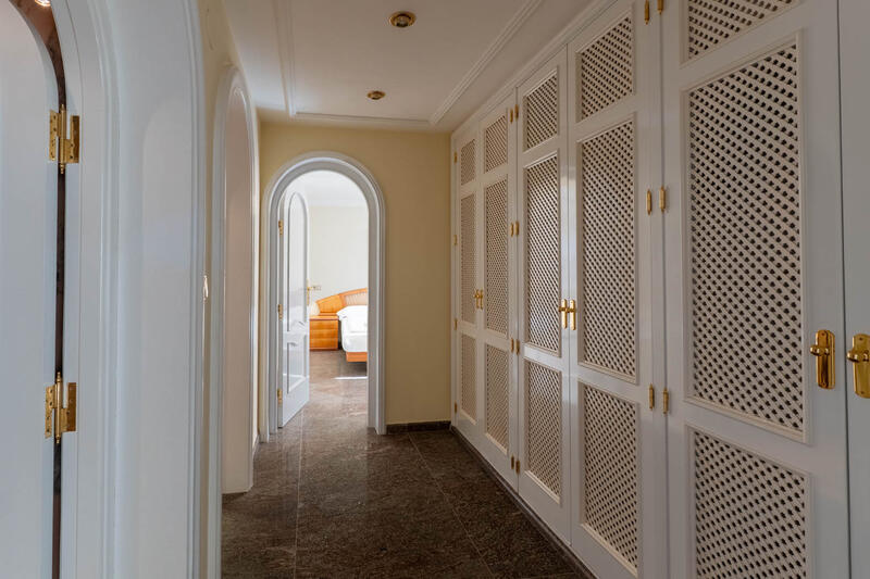 5 bedroom Villa for sale 5 bedroom Villa for sale