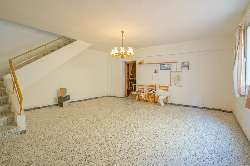 7 slaapkamer Gezinswoning Te koop