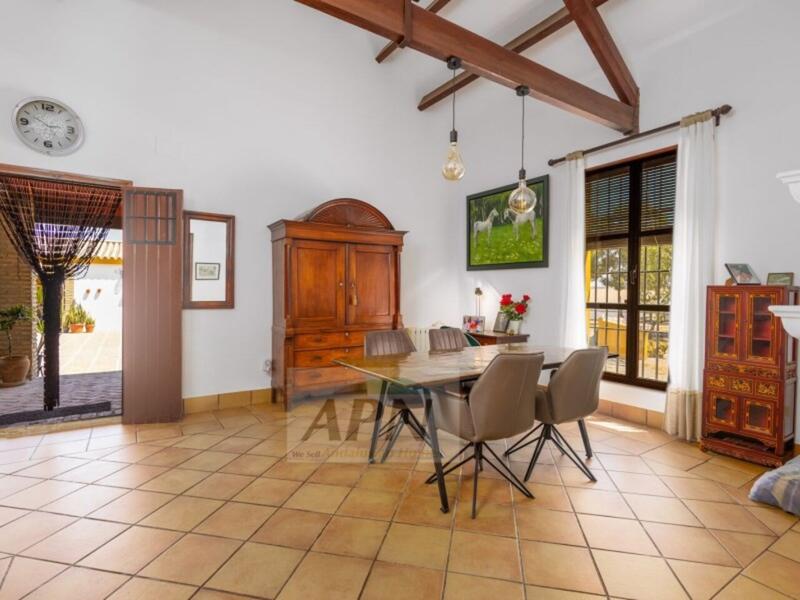 4 chambre Auberge à vendre